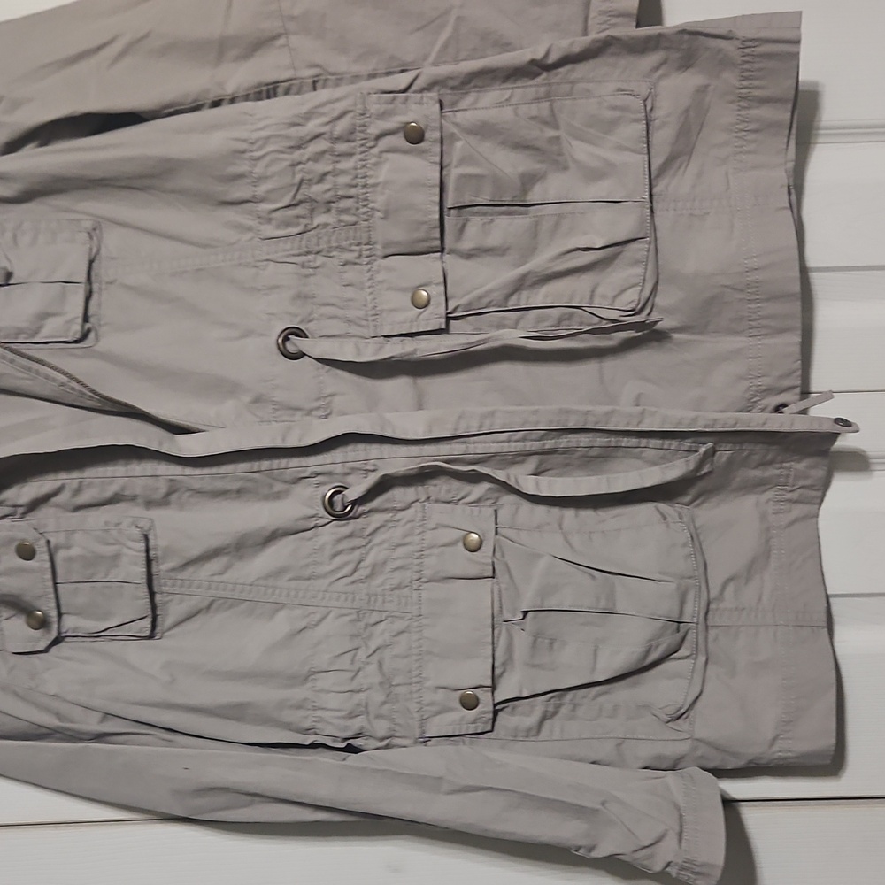 Ladies Beige Jacket - Picture 3 of 4